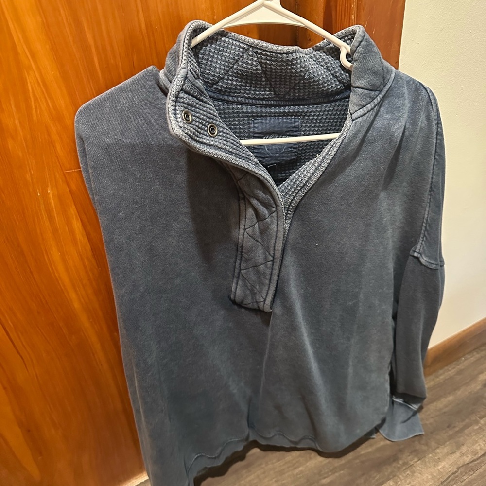Aerie Women’s Dark Blue Quater-Snap Sweatshirt
